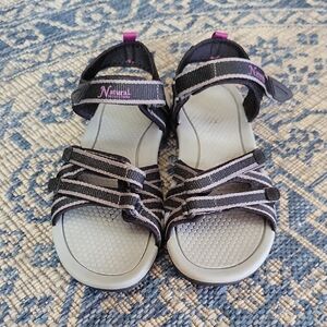 Natural Reflections Black and Gray Strappy Sandals